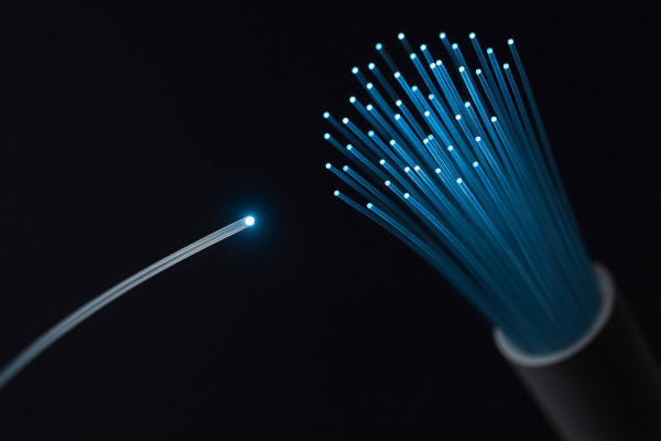 Come vengono realizzati i cavi in fibra ottica