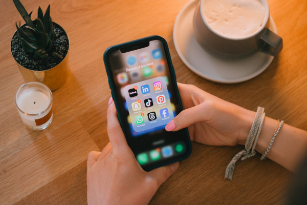 Cosa cercano davvero gli utenti sui social?