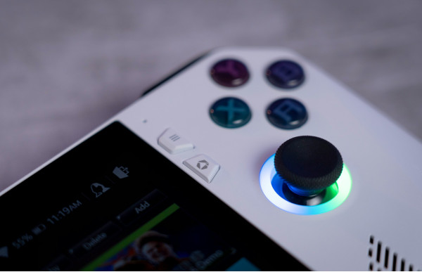 Giocare in fibra: Asus Rog Ally e la nuova era del gaming