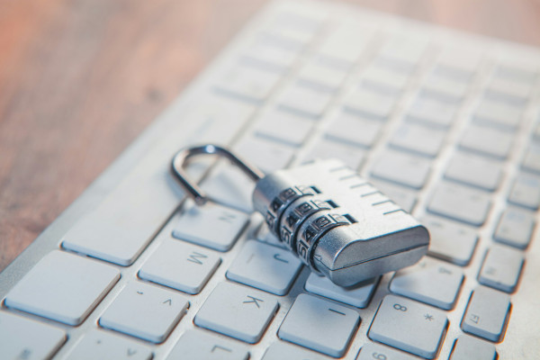 Password o passkey: quale metodo protegge meglio?